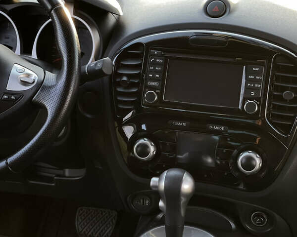 Белый Ниссан Жук, объемом двигателя 1.6 л и пробегом 44 тыс. км за 15750 $, фото 13 на Automoto.ua