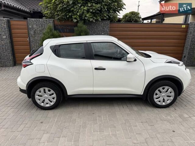 Белый Ниссан Жук, объемом двигателя 1.6 л и пробегом 49 тыс. км за 13300 $, фото 5 на Automoto.ua