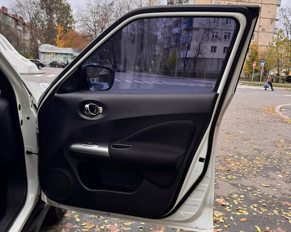 Білий Ніссан Жук, об'ємом двигуна 1.6 л та пробігом 61 тис. км за 14000 $, фото 73 на Automoto.ua