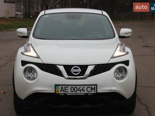 Белый Ниссан Жук, объемом двигателя 1.6 л и пробегом 72 тыс. км за 13999 $, фото 3 на Automoto.ua