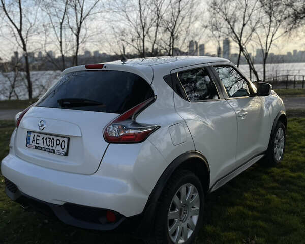 Белый Ниссан Жук, объемом двигателя 1.6 л и пробегом 44 тыс. км за 15750 $, фото 9 на Automoto.ua