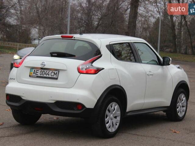 Белый Ниссан Жук, объемом двигателя 1.6 л и пробегом 72 тыс. км за 13999 $, фото 7 на Automoto.ua