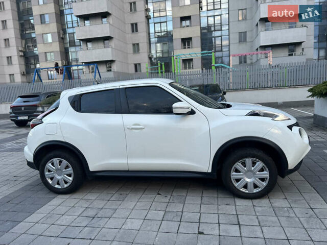 Белый Ниссан Жук, объемом двигателя 1.6 л и пробегом 94 тыс. км за 12700 $, фото 5 на Automoto.ua