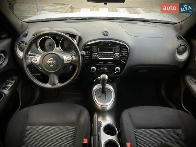 Белый Ниссан Жук, объемом двигателя 1.6 л и пробегом 117 тыс. км за 14200 $, фото 15 на Automoto.ua