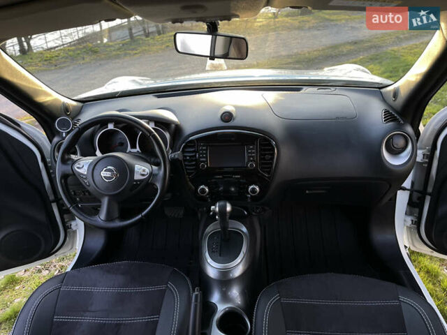 Белый Ниссан Жук, объемом двигателя 1.6 л и пробегом 44 тыс. км за 15750 $, фото 12 на Automoto.ua