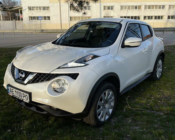 Белый Ниссан Жук, объемом двигателя 1.6 л и пробегом 44 тыс. км за 15750 $, фото 5 на Automoto.ua