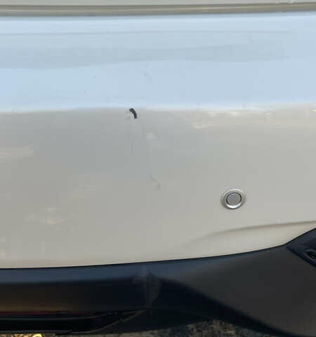 Белый Ниссан Жук, объемом двигателя 1.6 л и пробегом 81 тыс. км за 13200 $, фото 23 на Automoto.ua