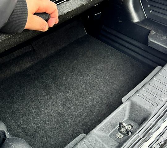 Белый Ниссан Жук, объемом двигателя 1.6 л и пробегом 126 тыс. км за 12500 $, фото 11 на Automoto.ua