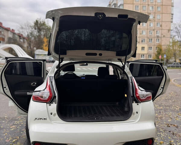 Білий Ніссан Жук, об'ємом двигуна 1.6 л та пробігом 61 тис. км за 14000 $, фото 64 на Automoto.ua