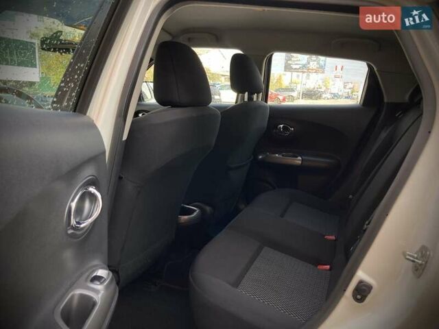Белый Ниссан Жук, объемом двигателя 1.6 л и пробегом 117 тыс. км за 14200 $, фото 10 на Automoto.ua