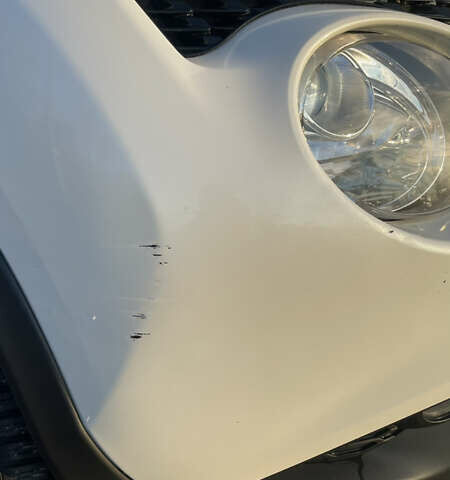 Белый Ниссан Жук, объемом двигателя 1.6 л и пробегом 81 тыс. км за 13200 $, фото 25 на Automoto.ua