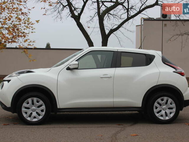 Белый Ниссан Жук, объемом двигателя 1.6 л и пробегом 72 тыс. км за 13999 $, фото 10 на Automoto.ua