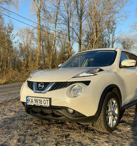 Белый Ниссан Жук, объемом двигателя 1.6 л и пробегом 81 тыс. км за 13200 $, фото 9 на Automoto.ua