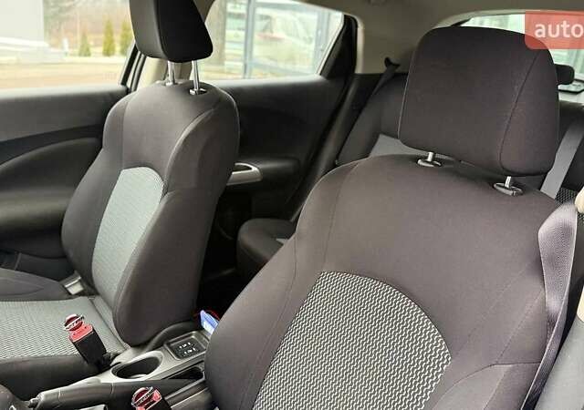 Білий Ніссан Жук, об'ємом двигуна 1.6 л та пробігом 38 тис. км за 14500 $, фото 27 на Automoto.ua