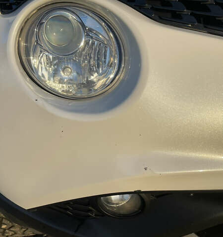 Белый Ниссан Жук, объемом двигателя 1.6 л и пробегом 81 тыс. км за 13200 $, фото 24 на Automoto.ua