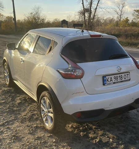 Белый Ниссан Жук, объемом двигателя 1.6 л и пробегом 81 тыс. км за 13200 $, фото 7 на Automoto.ua