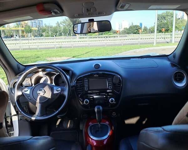 Белый Ниссан Жук, объемом двигателя 1.62 л и пробегом 92 тыс. км за 14000 $, фото 6 на Automoto.ua