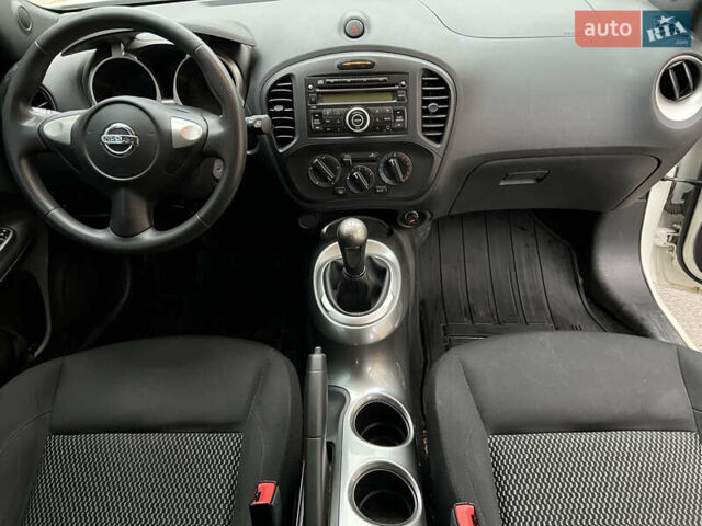 Білий Ніссан Жук, об'ємом двигуна 1.6 л та пробігом 75 тис. км за 12500 $, фото 5 на Automoto.ua