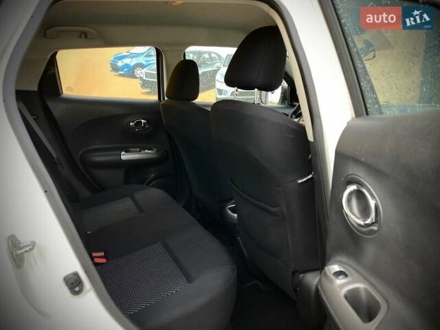 Белый Ниссан Жук, объемом двигателя 1.6 л и пробегом 117 тыс. км за 14200 $, фото 12 на Automoto.ua