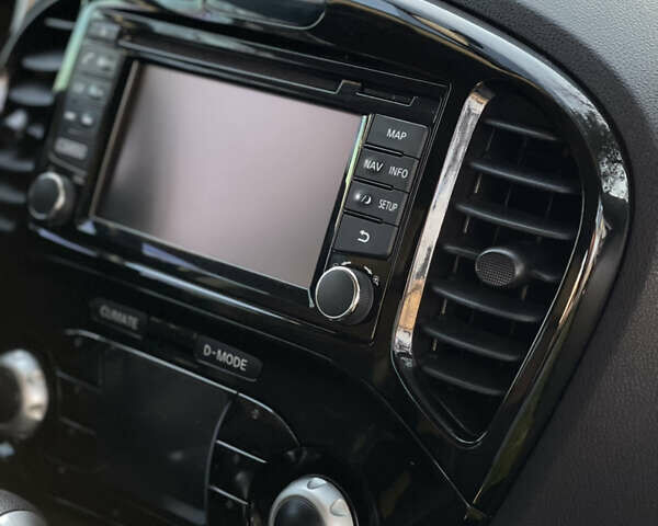 Белый Ниссан Жук, объемом двигателя 1.6 л и пробегом 44 тыс. км за 15750 $, фото 14 на Automoto.ua