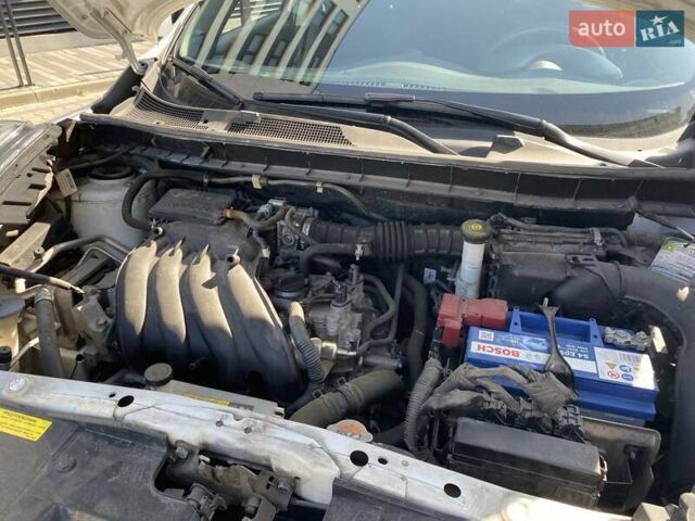 Белый Ниссан Жук, объемом двигателя 1.6 л и пробегом 52 тыс. км за 14400 $, фото 12 на Automoto.ua