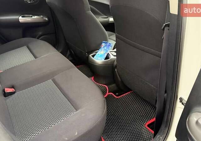 Білий Ніссан Жук, об'ємом двигуна 1.6 л та пробігом 38 тис. км за 14500 $, фото 7 на Automoto.ua