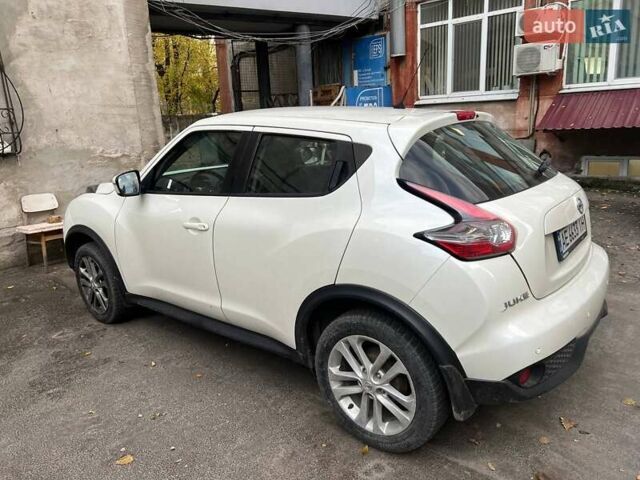 Белый Ниссан Жук, объемом двигателя 1.6 л и пробегом 61 тыс. км за 14500 $, фото 7 на Automoto.ua