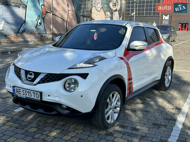 Белый Ниссан Жук, объемом двигателя 1.6 л и пробегом 90 тыс. км за 14500 $, фото 2 на Automoto.ua