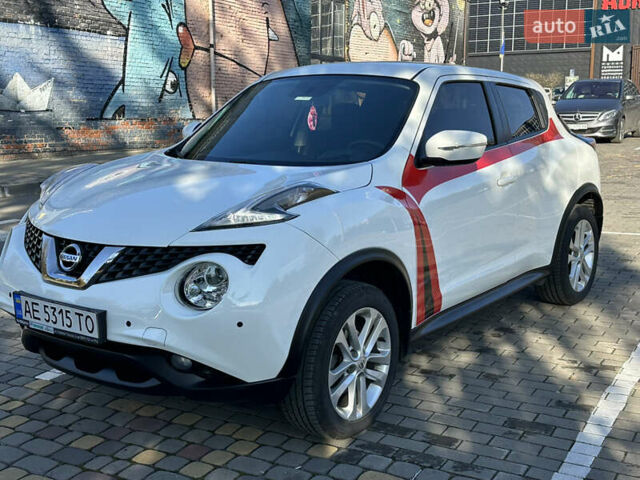 Белый Ниссан Жук, объемом двигателя 1.6 л и пробегом 90 тыс. км за 14500 $, фото 20 на Automoto.ua