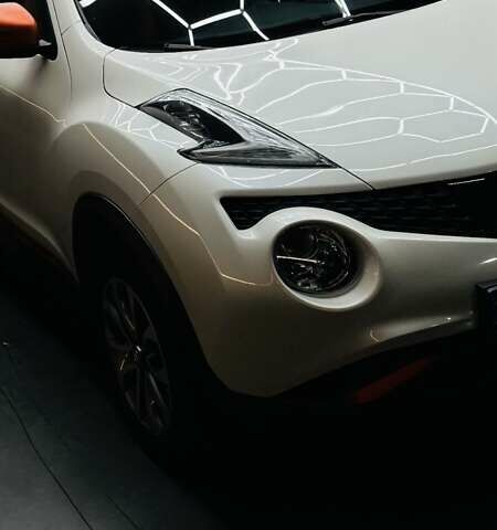 Белый Ниссан Жук, объемом двигателя 1.6 л и пробегом 116 тыс. км за 15500 $, фото 2 на Automoto.ua