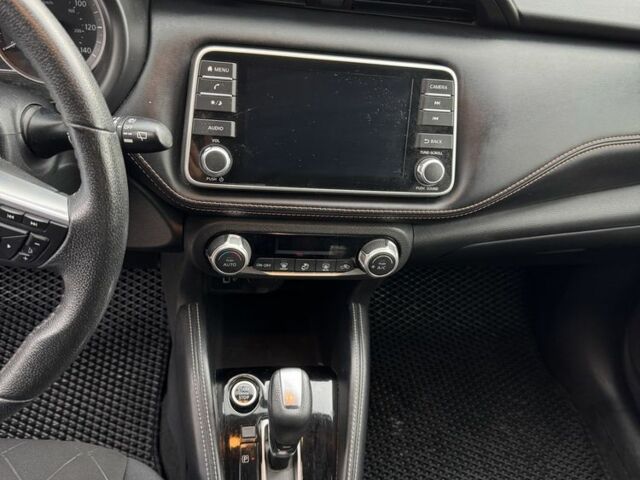 Белый Ниссан Жук, объемом двигателя 1.6 л и пробегом 144 тыс. км за 14900 $, фото 12 на Automoto.ua