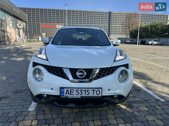 Белый Ниссан Жук, объемом двигателя 1.6 л и пробегом 90 тыс. км за 14500 $, фото 43 на Automoto.ua