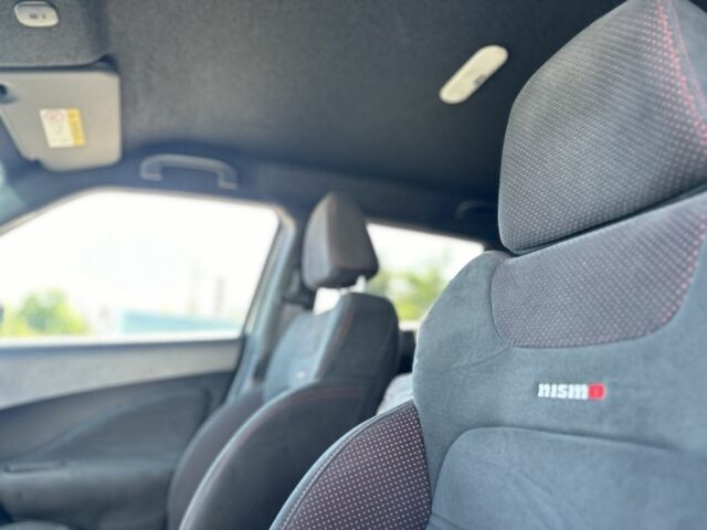 Белый Ниссан Жук, объемом двигателя 1.6 л и пробегом 78 тыс. км за 14500 $, фото 6 на Automoto.ua