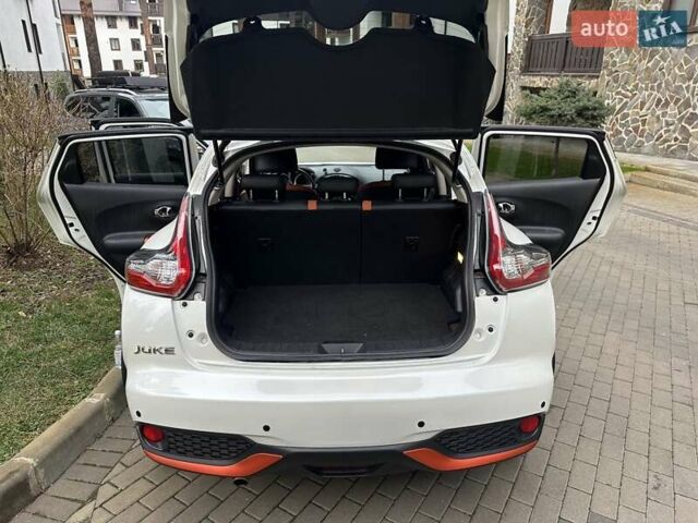 Белый Ниссан Жук, объемом двигателя 1.6 л и пробегом 116 тыс. км за 15500 $, фото 15 на Automoto.ua