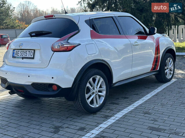 Белый Ниссан Жук, объемом двигателя 1.6 л и пробегом 90 тыс. км за 14500 $, фото 10 на Automoto.ua