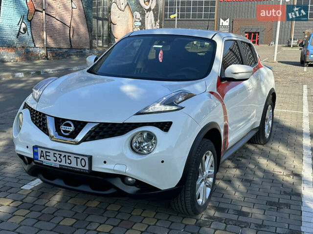 Белый Ниссан Жук, объемом двигателя 1.6 л и пробегом 90 тыс. км за 14500 $, фото 1 на Automoto.ua