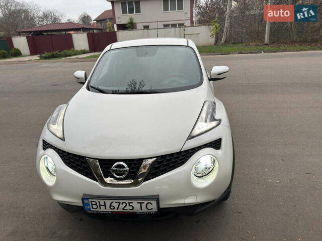 Білий Ніссан Жук, об'ємом двигуна 1.6 л та пробігом 52 тис. км за 15000 $, фото 1 на Automoto.ua