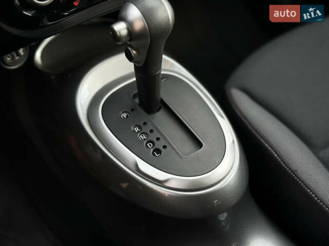 Білий Ніссан Жук, об'ємом двигуна 1.6 л та пробігом 92 тис. км за 13500 $, фото 47 на Automoto.ua