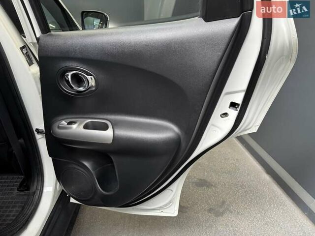 Белый Ниссан Жук, объемом двигателя 1.6 л и пробегом 76 тыс. км за 14900 $, фото 22 на Automoto.ua