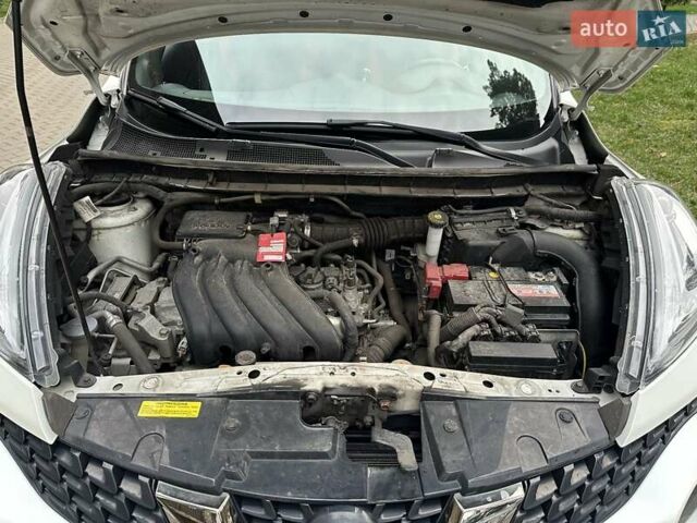 Белый Ниссан Жук, объемом двигателя 1.6 л и пробегом 116 тыс. км за 15500 $, фото 24 на Automoto.ua