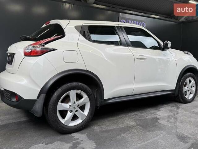 Белый Ниссан Жук, объемом двигателя 1.6 л и пробегом 76 тыс. км за 14900 $, фото 9 на Automoto.ua