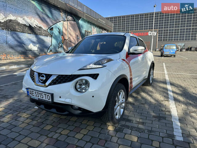 Белый Ниссан Жук, объемом двигателя 1.6 л и пробегом 90 тыс. км за 14500 $, фото 45 на Automoto.ua