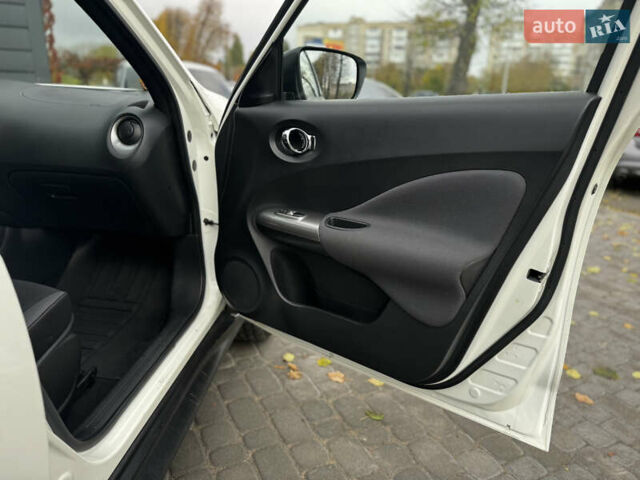 Білий Ніссан Жук, об'ємом двигуна 1.6 л та пробігом 92 тис. км за 13500 $, фото 29 на Automoto.ua