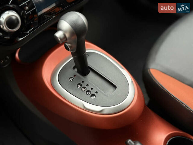 Білий Ніссан Жук, об'ємом двигуна 1.6 л та пробігом 22 тис. км за 17500 $, фото 57 на Automoto.ua