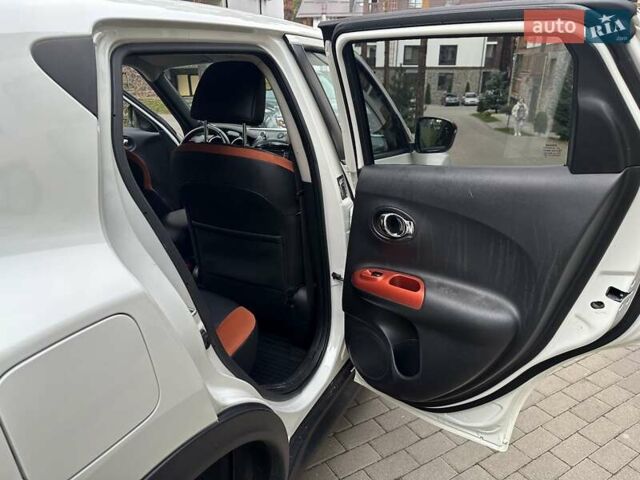 Белый Ниссан Жук, объемом двигателя 1.6 л и пробегом 116 тыс. км за 15500 $, фото 14 на Automoto.ua