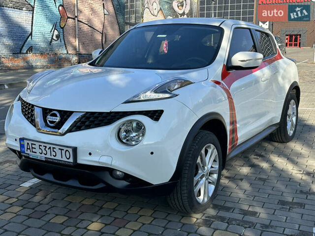 Белый Ниссан Жук, объемом двигателя 1.6 л и пробегом 90 тыс. км за 14500 $, фото 17 на Automoto.ua