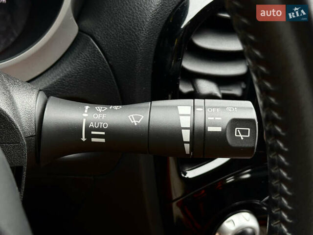 Білий Ніссан Жук, об'ємом двигуна 1.6 л та пробігом 22 тис. км за 17500 $, фото 61 на Automoto.ua