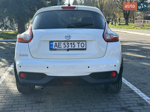 Белый Ниссан Жук, объемом двигателя 1.6 л и пробегом 90 тыс. км за 14500 $, фото 6 на Automoto.ua