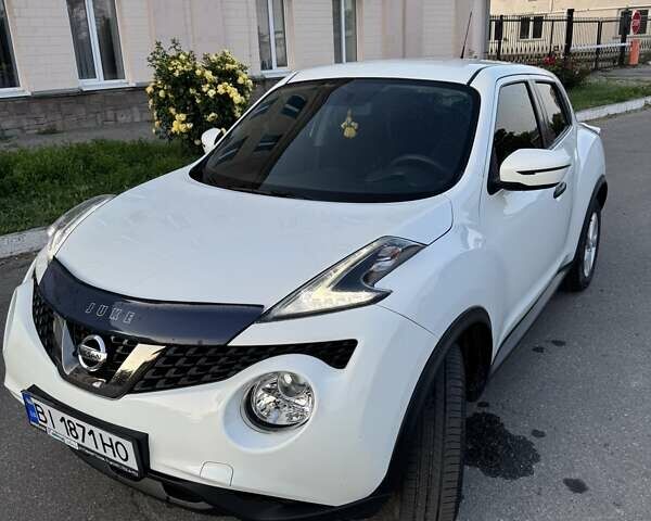 Белый Ниссан Жук, объемом двигателя 1.6 л и пробегом 110 тыс. км за 14800 $, фото 7 на Automoto.ua