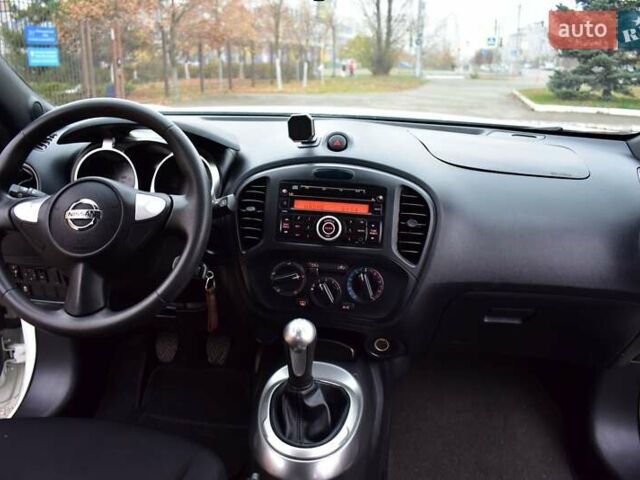 Белый Ниссан Жук, объемом двигателя 1.6 л и пробегом 39 тыс. км за 12400 $, фото 11 на Automoto.ua